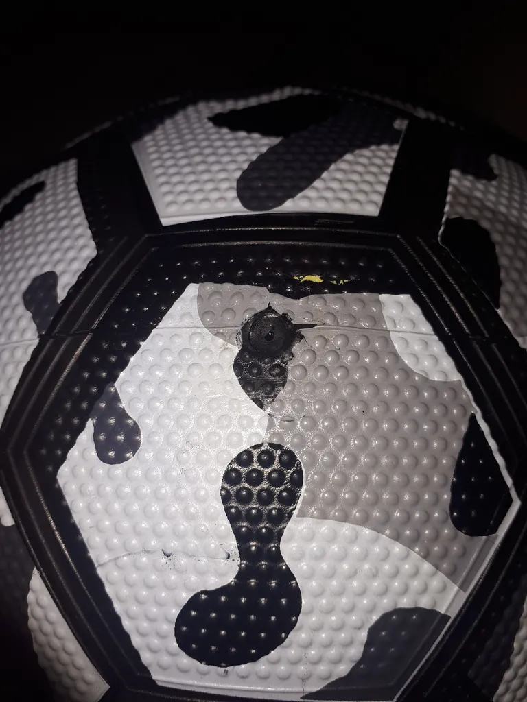 توپ فوتبال بتا مدل 0001