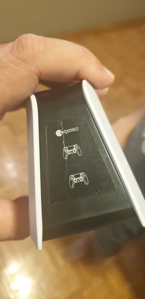 پایه شارژر دسته بازی پلی استیشن 5 کوتتسی مدل 95023