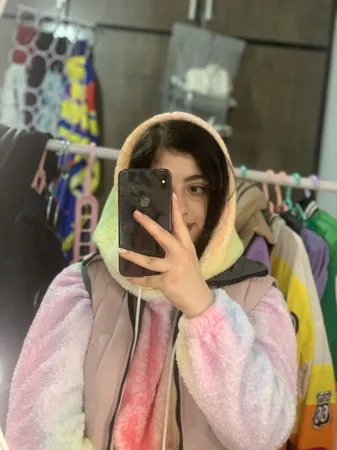 هودی زنانه مدل آبرنگی
