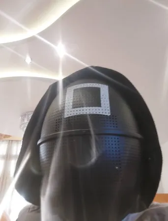 ماسک ایفای نقش مدل سربازان اسکویید گیم طرح مربع