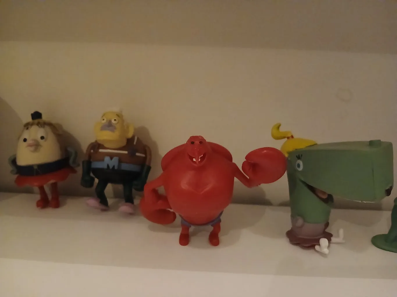 فیگور طرح باب اسفنجی کد 005 مجموعه ۱۲ عددی