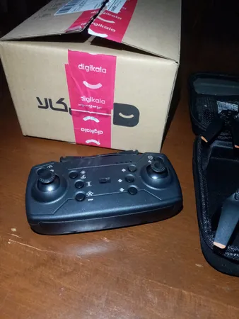 کواد کوپتر کنترلی مدل E99