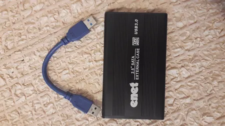 باکس تبدیل SATA به USB 3.0 مدل NM-FB فلزی 2.5 اینچی