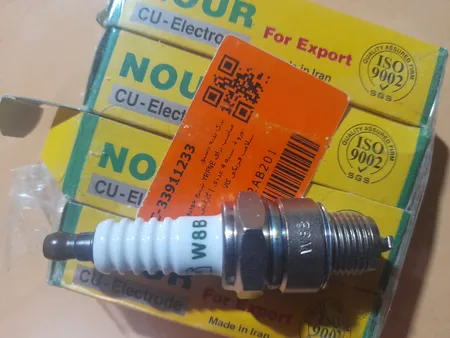 شمع خودرو نور مدل YRFNE مناسب برای یورو 4 بسته 4 عددی