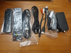 تجریه خرید ویدئو پروژکتور النز مدل SD500 Smart Android به همراه پرده نمایش و دو کنترل