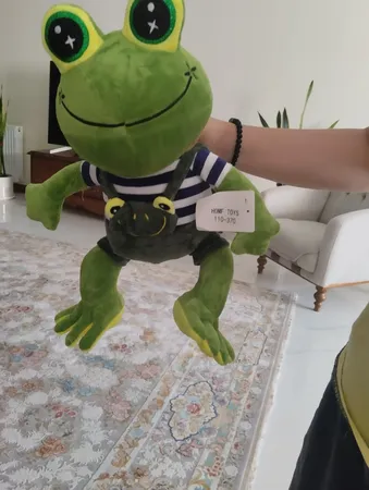 عروسک طرح قورباغه لاکچری مدل JIMI110 ارتفاع 55 سانتی‌متر