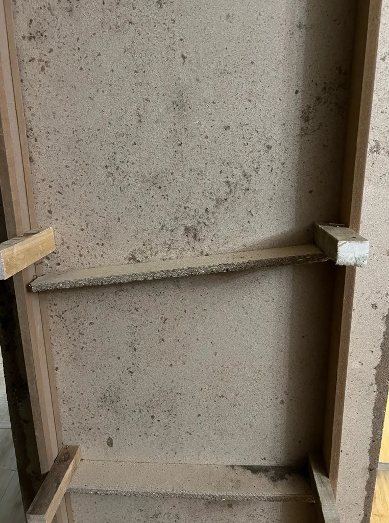 تخت خواب چوبی دونفره دیباروکش امیدی مدل الماس 1135 سایز 200×160 سانتی متر