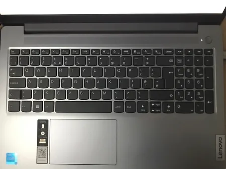 لپ تاپ 15.6 اینچی لنوو مدل IdeaPad Slim 3 15IRU8-i3 1305U-8GB LPDDR5-256GB SSD-TN