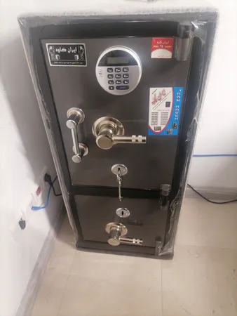 گاوصندوق ایران کاوه مدل250dkg دیجیتالی