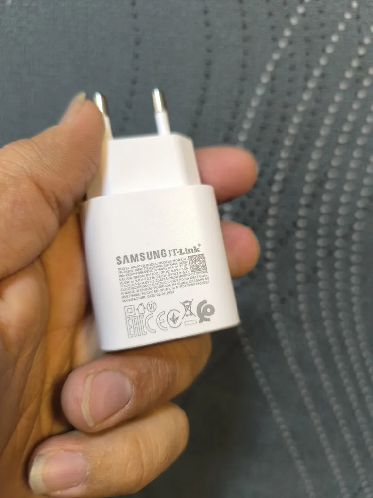 شارژر دیواری 25 وات آی تی لینک مدل TA-800 به همراه کابل USB-C