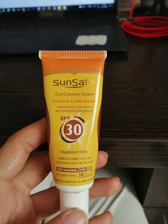 کرم دور چشم حاوی ضد آفتاب سان سیف SPF30 حجم 20 میلی لیتر