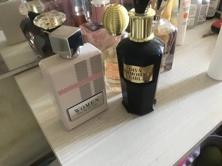 ادو پرفیوم زنانه فراگرنس ورد مدل DIVA GLAMOROUS GIRL حجم 100 میلی لیتر