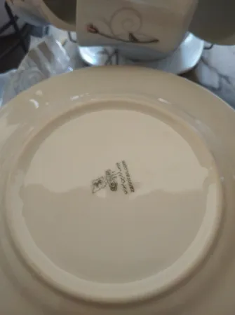 سرویس غذاخوری 28 پارچه چینی زرین ایران مدل ایتالیا اف فلورانس درجه یک