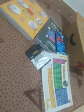 تجریه خرید پوستر آموزشی نارنجی طرح جدول تناوبی مندلیف مدل D4 سایز A4