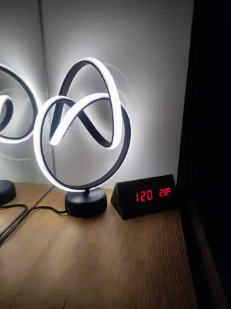 آباژور رومیزی ام کی ای لایتینگ مدل مدرن کد Ar-h30