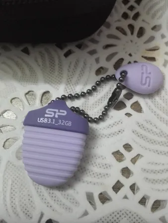 فلش مموری USB 3.1 سیلیکون پاور مدل Jewel J30 ظرفیت 32 گیگابایت