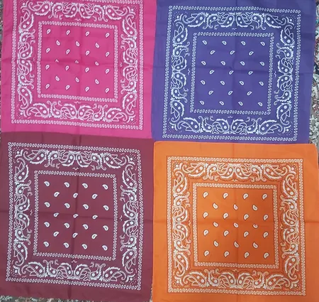 دستمال سر و گردن مدل باندانا