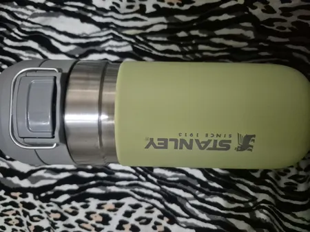 ماگ سفری استنلی مدل GO QUICK FLIP 16OZ گنجایش 0.470 لیتر