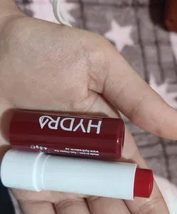 تجریه خرید بالم مرطوب کننده لب هیدرودرم مدل CHERRY BLOSSOM