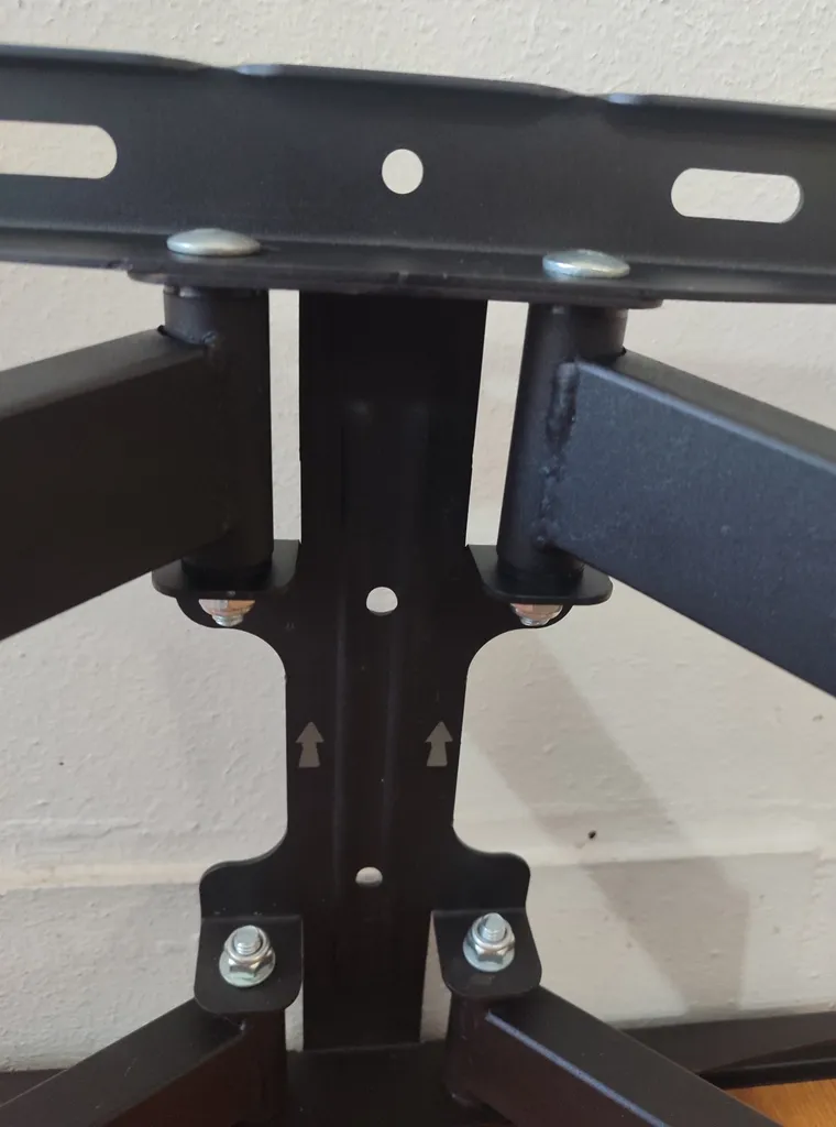 پایه دیواری ال سی دی آرم مدل TWM-510 مناسب برای تلویزیون های سایز 42 تا 75 اینچ