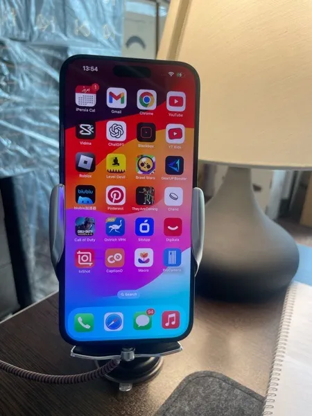 شارژر بی‌سیم 15 وات فوربری مدل A8