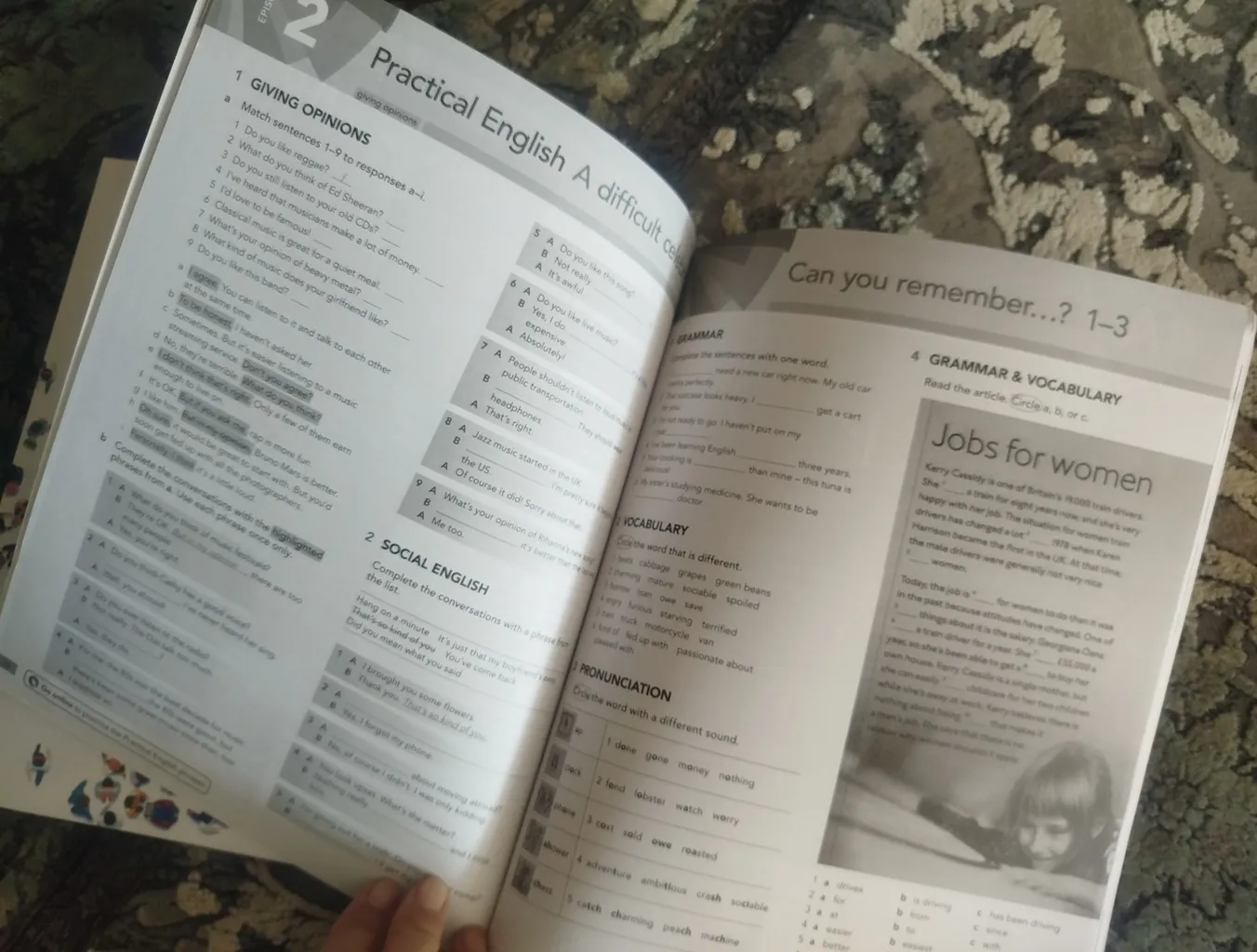 کتاب American English File 3rd 3 اثر جمعی از نویسندگان انتشارات هدف نوین