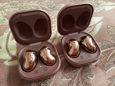 هدفون بلوتوثی سامسونگ مدل Galaxy Buds Live