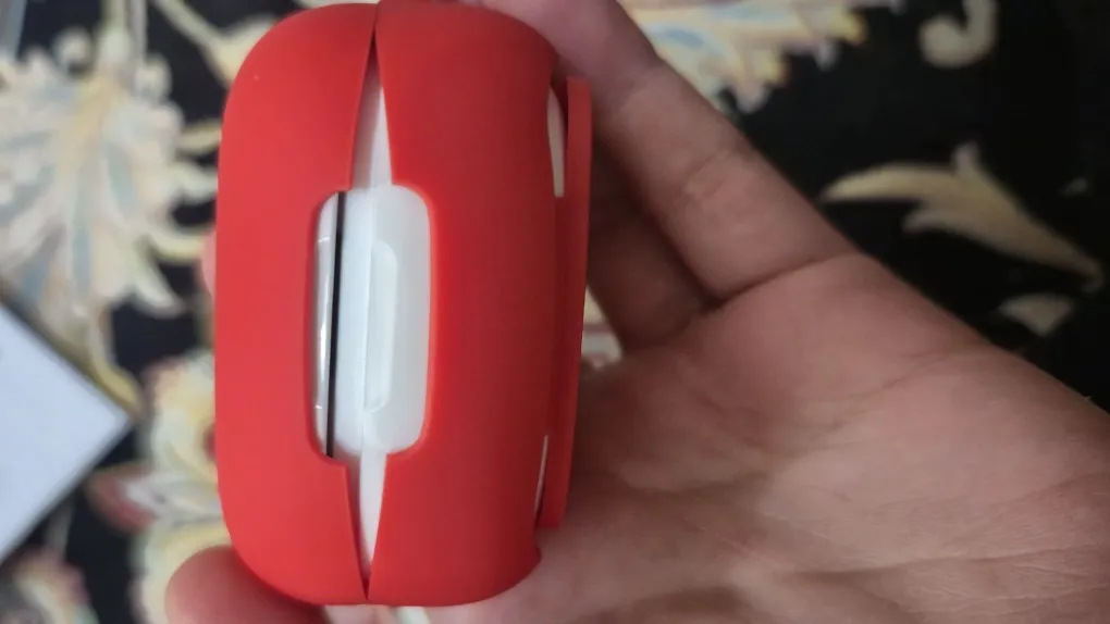 کاور اسپریگ مدل Silicon-SP مناسب برای کیس هدفون بی سیم انکر Soundcore R50i NC