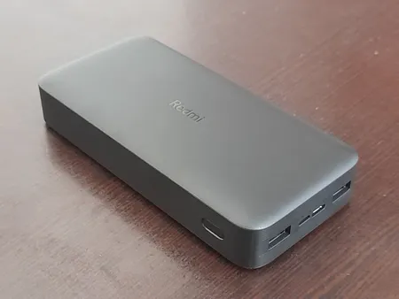 پاوربانک 18 وات شیائومی مدل Redmi PB200LZM ظرفیت 20000 میلی آمپر ساعت