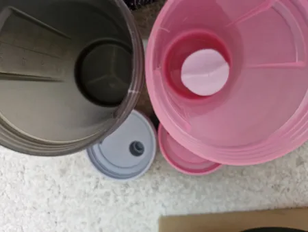 شیکر مدل حرفه ای گنجایش 0.55 لیتر