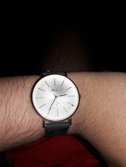 ساعت مچی عقربه ای مردانه آبی یو مدل P4-62