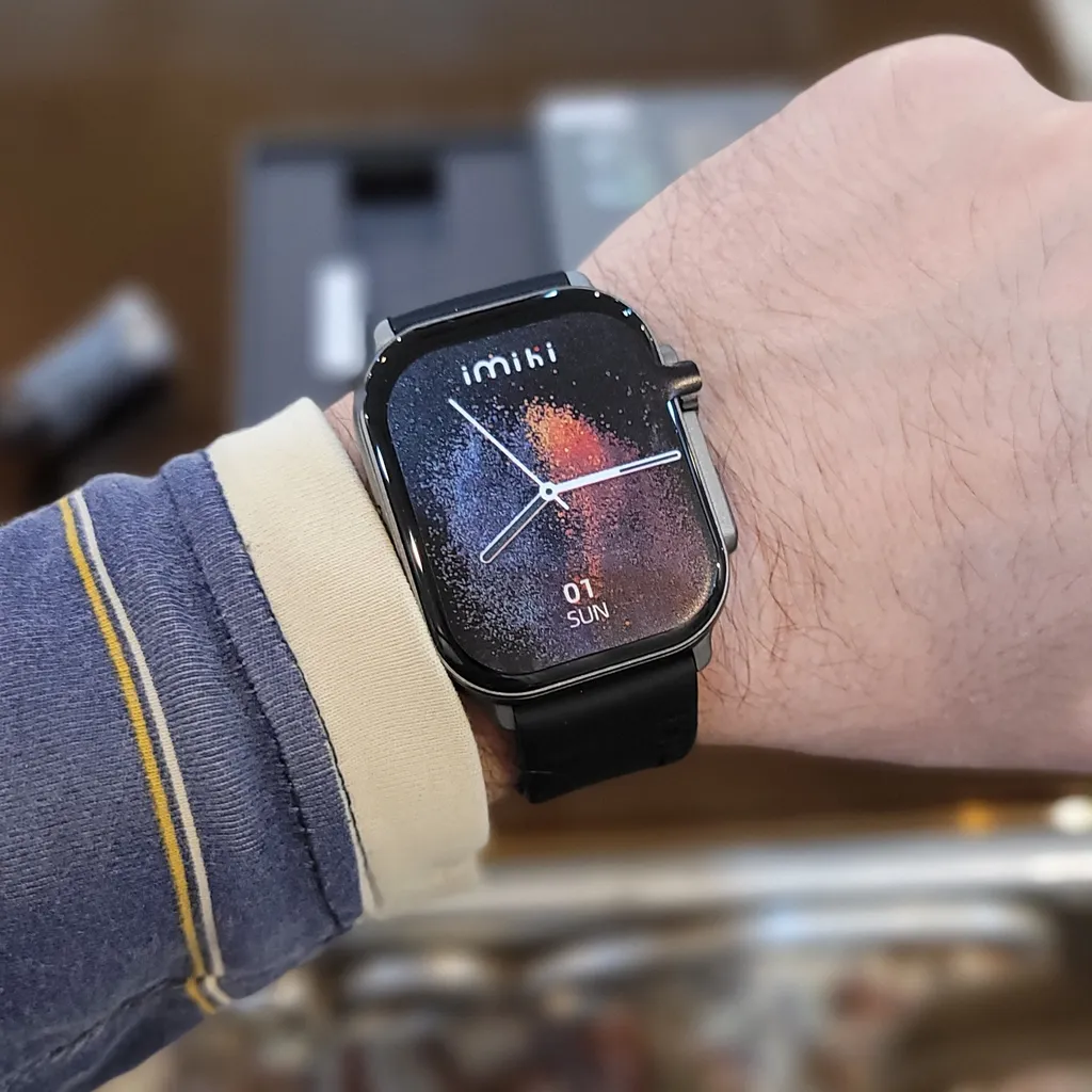 ساعت هوشمند ایمیکی مدل SF1