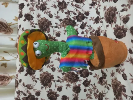 اسباب بازی کاکتوس سخنگو مدل مکزیکی