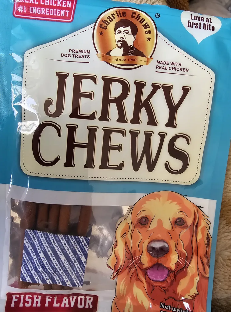 تشویقی سگ جرکی مدل میله‌ای ماهی وزن 70 گرم