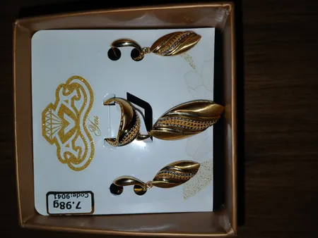 نیم ست طلا 18 عیار زنانه طلای مستجابی کد 676