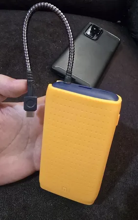 پاوربانک 33 وات شیائومی مدل PB2030MI ظرفیت 20000 میلی آمپر ساعت