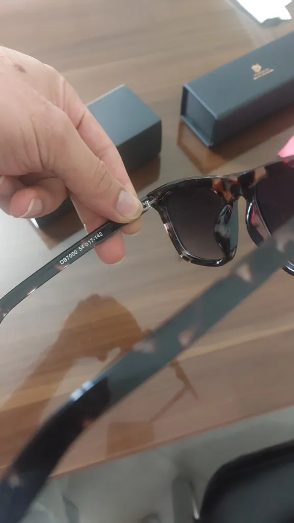 عینک آفتابی دیوید بکهام مدل DB 7000  5417 142 HM