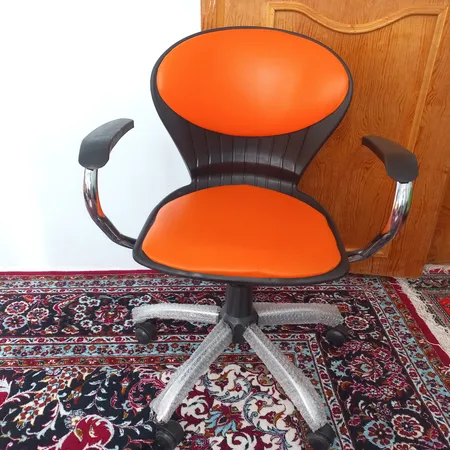 صندلی اداری آریا مدل A130