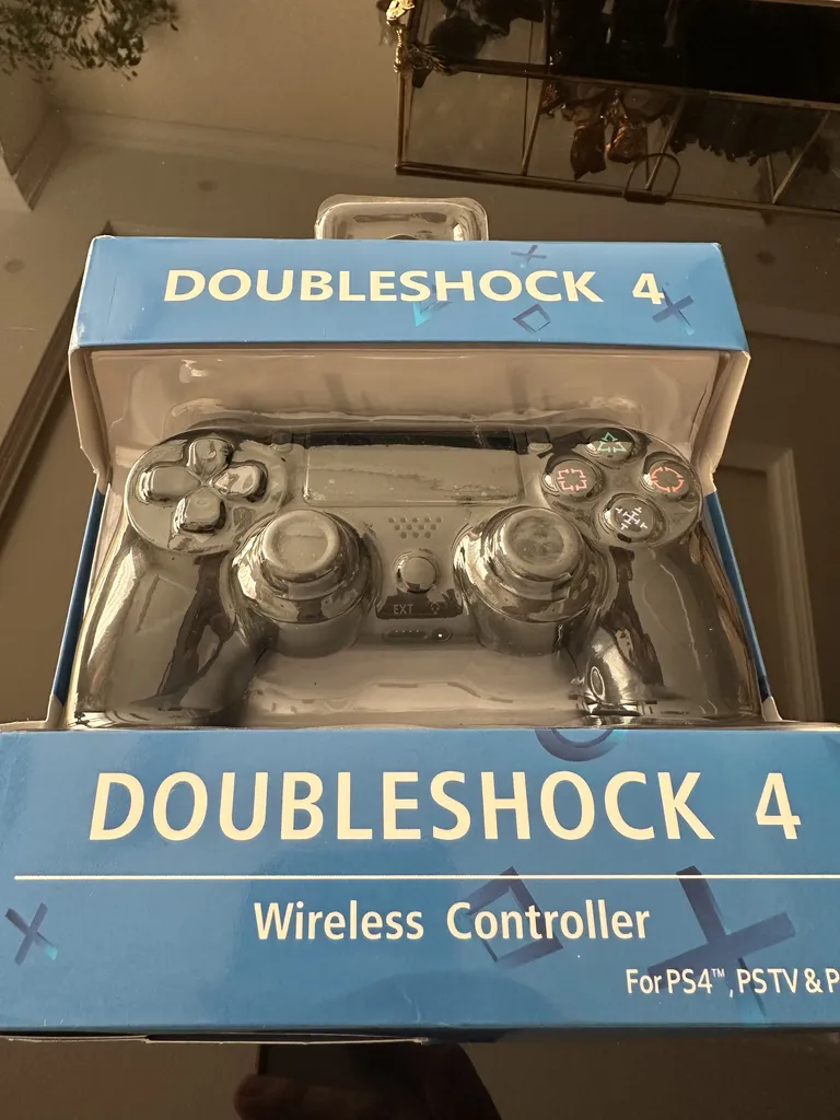 دسته بازی مدل PS 4