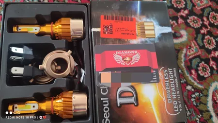 هدلایت لامپ خودرو D9 مدل H4 بسته 2 عددی