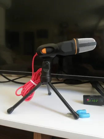 میکروفون ینمای مدل SF-666