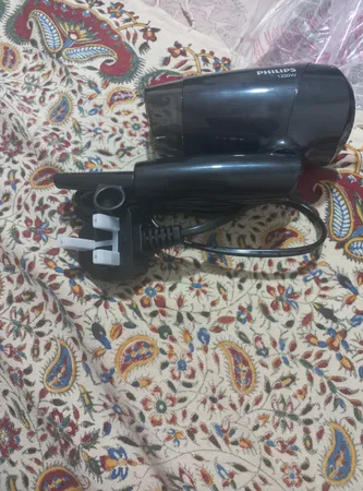 سشوار مسافرتی فیلیپس مدل BHC010