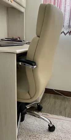 صندلی اداری آرتمن مدل BGE161L72