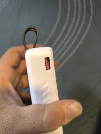 پاوربانک مدل AM-6000 ظرفیت 20000 میلی آمپر ساعت