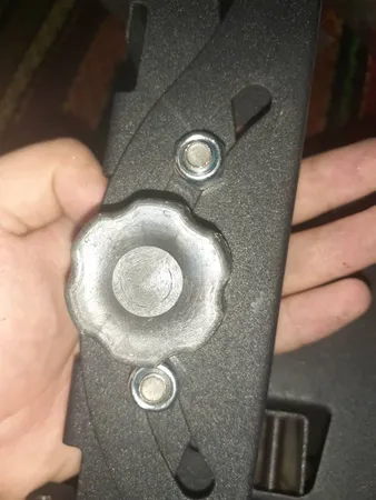 پایه دیواری تلویزیون مدل TAK43 مناسب برای تلوزیون 22 تا 43 اینچ