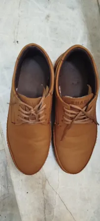 کفش مردانه مدل سبلان کد arya رنگ عسلی تیره