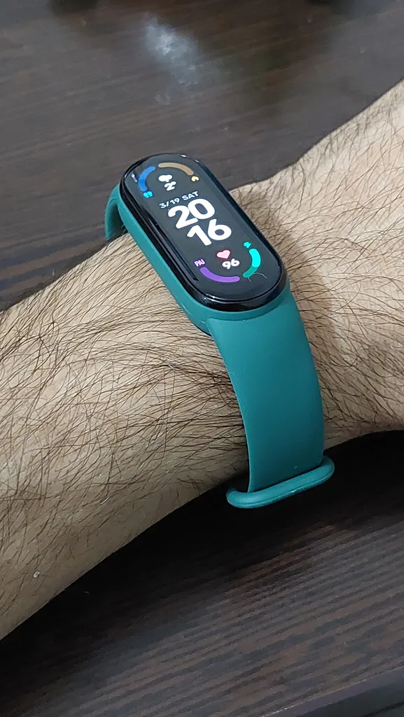 بند مدل rain-560 مناسب برای مچ بند هوشمند شیایومی Mi Band 6