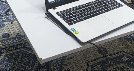 میز لپ تاپ میزیمو مدل پایه کوتاه کد 3302