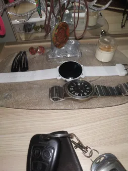 ساعت مچی دیجیتال زنانه مدل F01