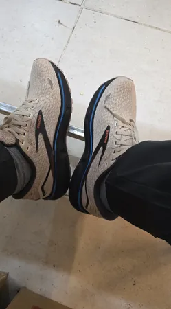 کفش راحتی مردانه بروکس مدل 1103931D141